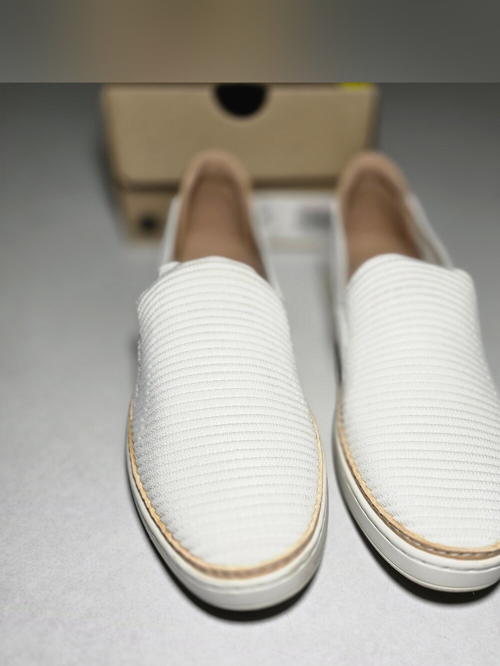 UGG Womens 8 In Box White Ribbed Slip-On Sammy Sneakers Ribbed Knit Texture - Picture 2 of 10